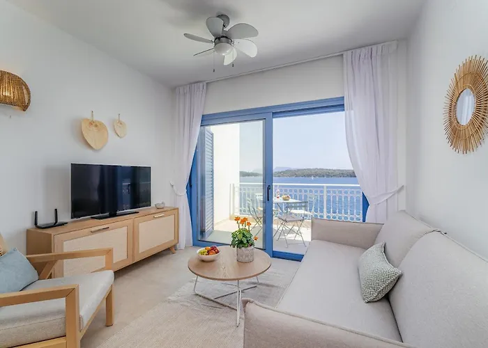 Greek House Complex A4 *